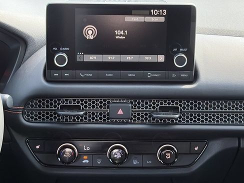 Used 2024 Honda HR-V Sport image 16