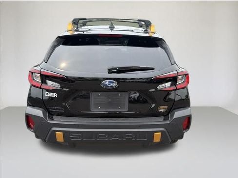 Certified 2025 Subaru Crosstrek 2.5i Wilderness AWD/4WD image 5