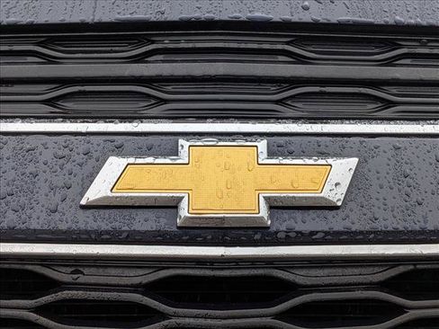 Used 2017 Chevrolet Equinox LS image 23