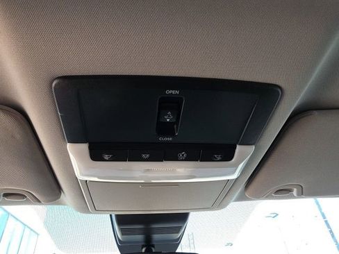 Used 2021 Nissan Altima 2.5 SR w/ SR Premium Package image 21