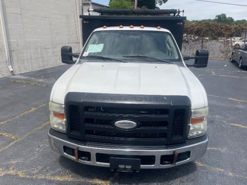 Used 2010 Ford F350 XL RWD image 2
