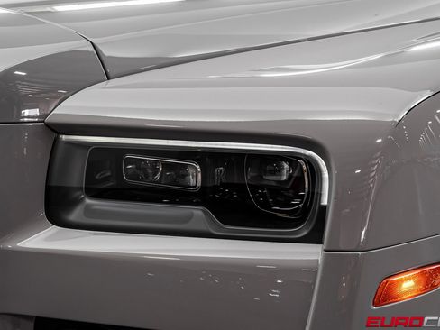 Used 2021 Rolls-Royce Cullinan image 13