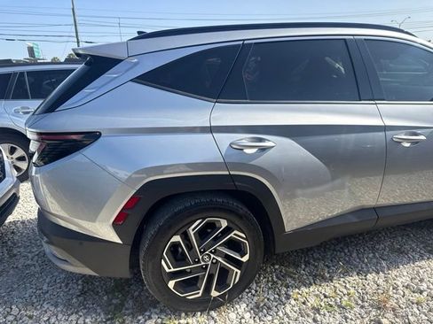 Used 2025 Hyundai Tucson Limited FWD image 5
