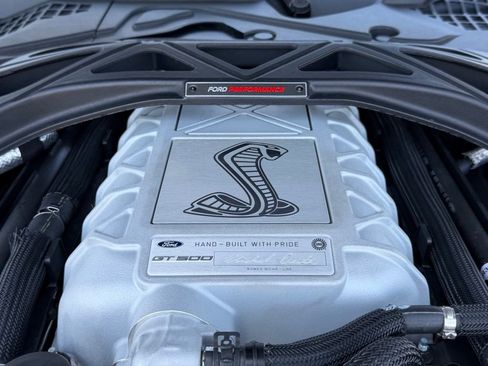 Used 2022 Ford Mustang Shelby GT500 w/ Technology Package RWD image 33