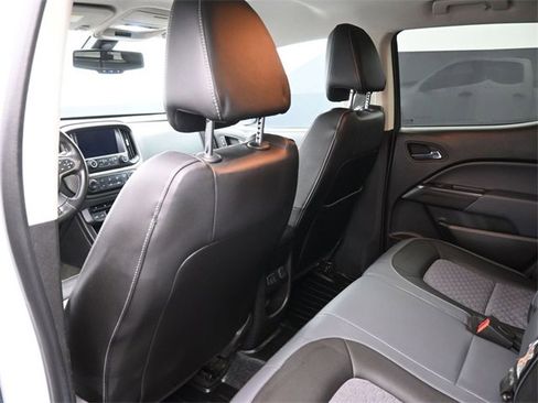 Used 2017 Chevrolet Colorado Z71 image 10