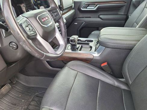Used 2023 GMC Sierra 1500 SLT w/ SLT Premium Package AWD/4WD image 10