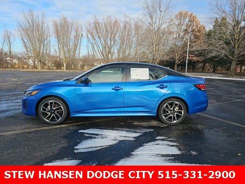 Used 2024 Nissan Sentra SR image 1