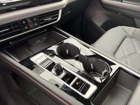 New 2026 Volkswagen Atlas Peak Edition AWD/4WD image 33