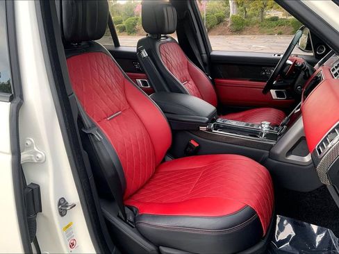 Used 2021 Land Rover Range Rover SV Autobiography Dynamic image 9