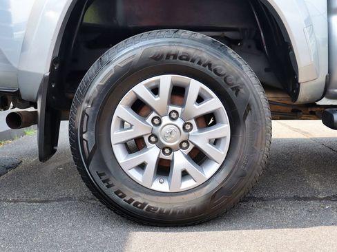 Used 2019 Toyota Tacoma SR5 AWD/4WD image 66