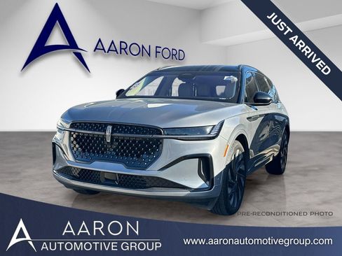 Used 2024 Lincoln Nautilus Black Label w/ Jet Appearance Package (87T) image 1