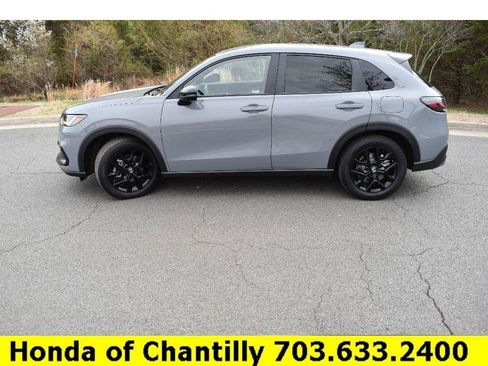 Used 2024 Honda HR-V Sport image 4