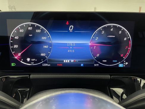 Used 2025 Mercedes-Benz GLA 250 image 16