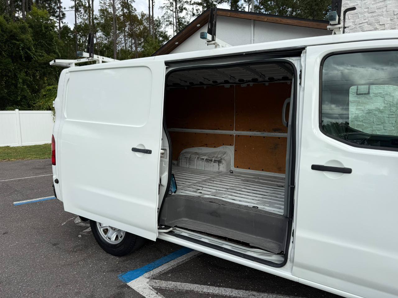Used 2018 Nissan NV 1500 SV w/ Navigation Package RWD image 17