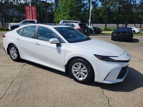 Certified 2026 Toyota Camry LE w/ Convenience Package FWD image 9