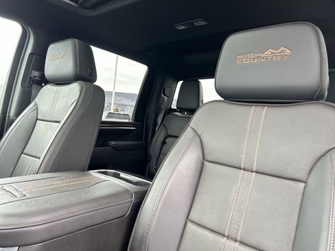 Used 2025 Chevrolet Silverado 3500 High Country w/ Technology Package image 23