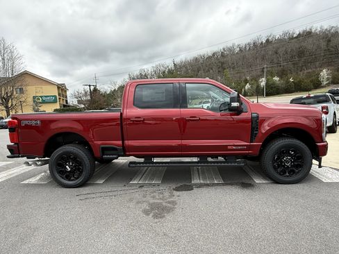 New 2026 Ford F250 Lariat w/ Black Appearance Package image 4