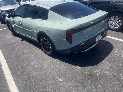 Used 2025 Kia K4 EX FWD image 3