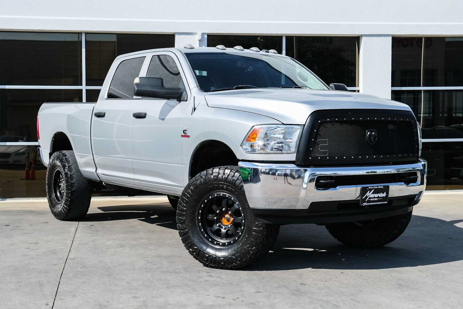 Used 2014 RAM 2500 Tradesman w/ Chrome Appearance Group AWD/4WD image 6