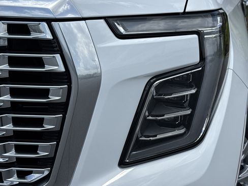 New 2026 GMC Yukon XL Denali AWD/4WD image 6