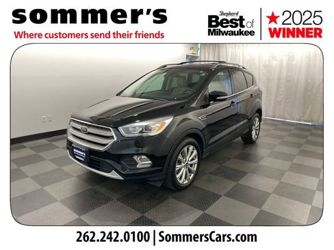 Used 2018 Ford Escape Titanium w/ Ford Safe & Smart Package AWD/4WD image 2