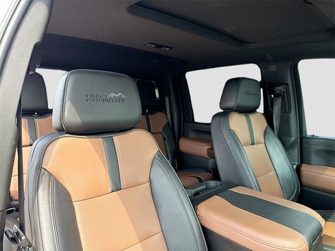 Used 2023 Chevrolet Silverado 2500 High Country w/ LPO, Hitch Package image 27