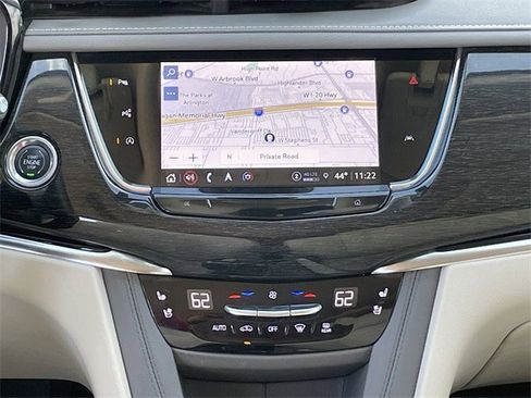 Used 2023 Cadillac XT6 Premium Luxury w/ Technology Package image 16