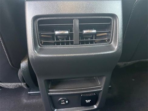 Used 2022 Ford Edge SEL w/ Convenience Package image 25