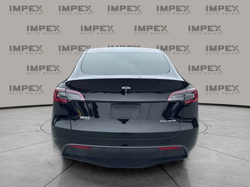 Used 2022 Tesla Model Y Long Range AWD/4WD image 4