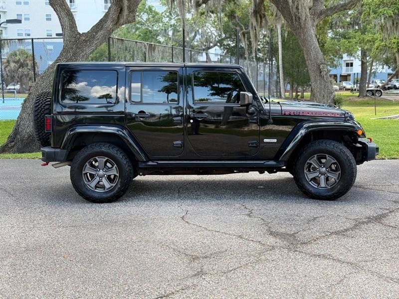 Used 2017 Jeep Wrangler Unlimited Rubicon AWD/4WD image 6