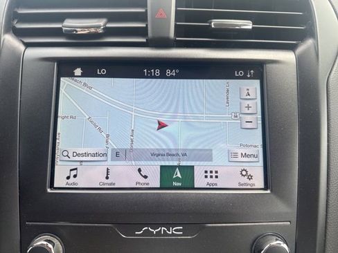 Used 2019 Ford Fusion SE w/ Equipment Group 151A image 26