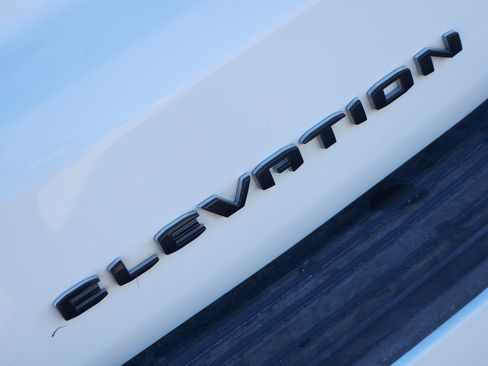 Used 2026 GMC Yukon Elevation RWD image 13