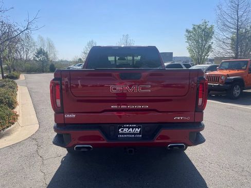 Used 2024 GMC Sierra 1500 AT4 w/ AT4 Premium Package AWD/4WD image 6