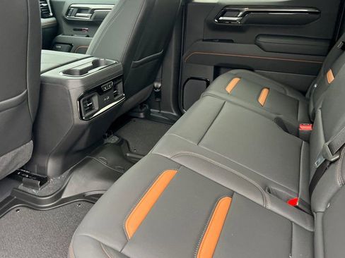 New 2026 GMC Sierra 1500 AT4 AWD/4WD image 9