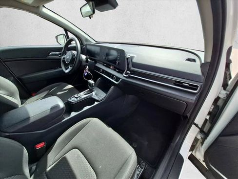 Used 2024 Kia Sportage LX FWD image 21