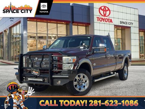 Used 2012 Ford F350 King Ranch w/ King Ranch w/Chrome Pkg image 1