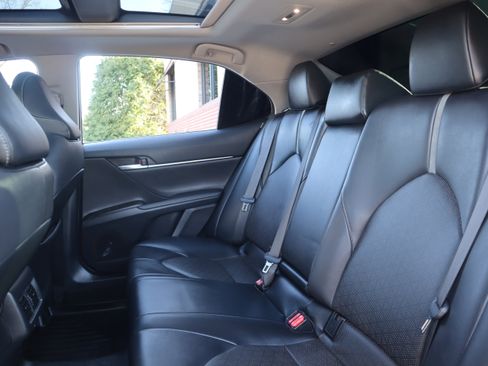 Used 2021 Toyota Camry XSE image 29