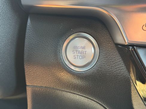 Used 2020 Kia Telluride SX w/ Towing Package FWD image 22