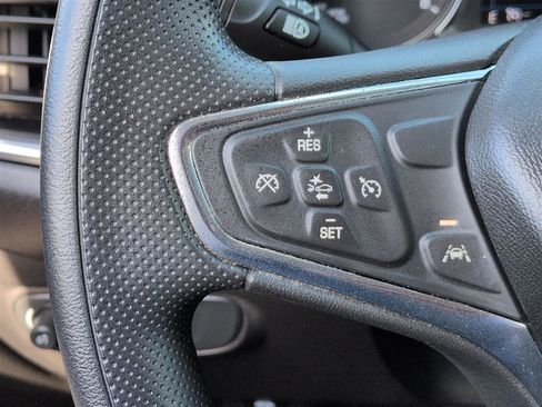 Used 2021 Chevrolet Equinox LT FWD image 18