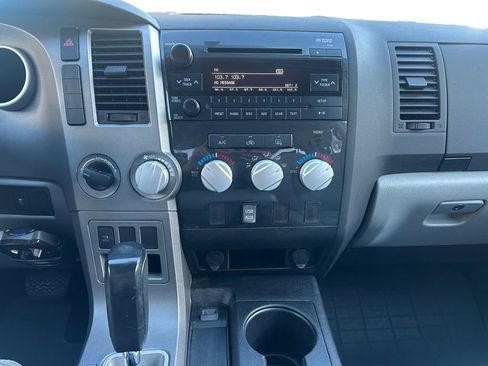 Used 2012 Toyota Tundra 4x4 Double Cab image 12