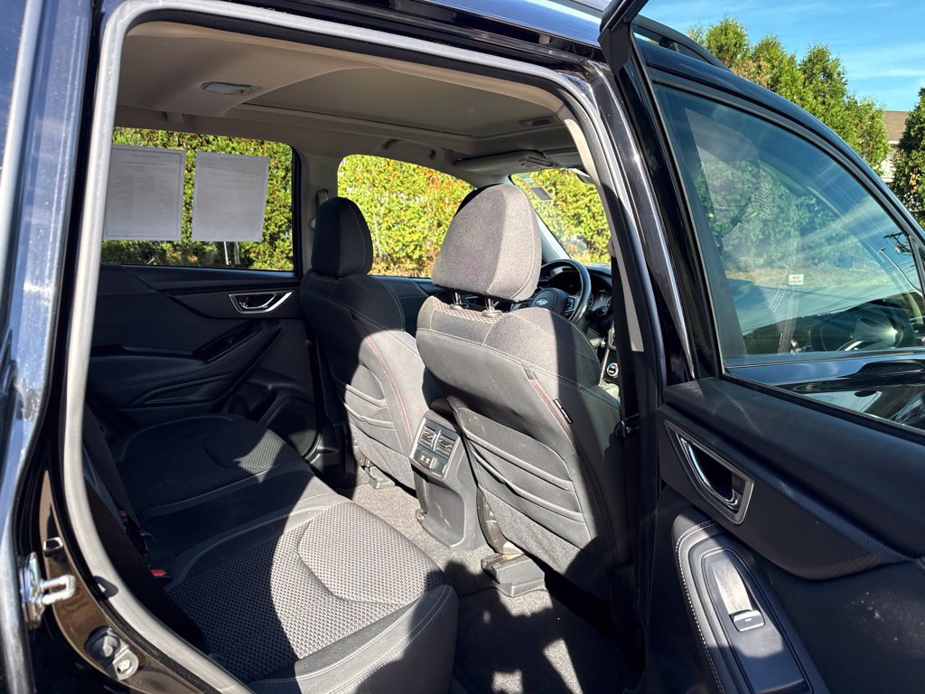 Used 2020 Subaru Forester Premium AWD/4WD image 13