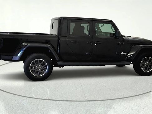 Used 2022 Jeep Gladiator Overland w/ Cold Weather Group AWD/4WD image 7