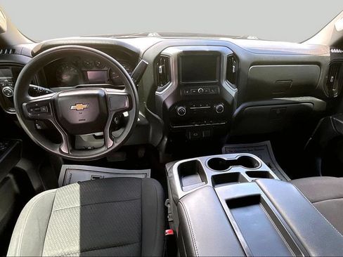 Used 2020 Chevrolet Silverado 1500 Custom w/ Custom Value Package RWD image 15
