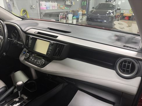 Used 2018 Toyota RAV4 Limited w/ Protection Package AWD/4WD image 36