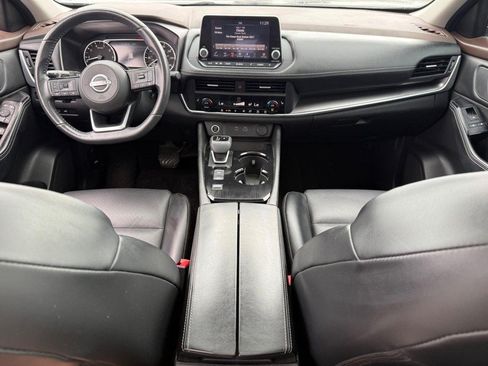 Used 2023 Nissan Rogue SV w/ SV Premium B Package FWD image 12
