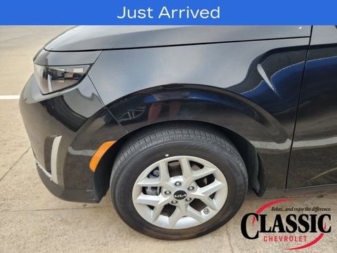 Used 2025 Kia Soul S image 13