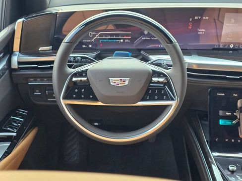 New 2026 Cadillac Escalade ESV Luxury w/ Touring Package RWD image 19
