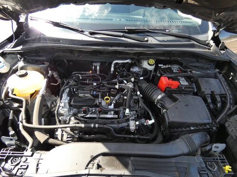 Used 2020 Ford Escape SE image 9