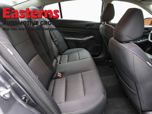 Used 2025 Nissan Altima 2.5 SV FWD image 23