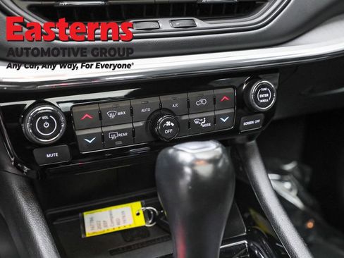 Used 2022 Jeep Compass Limited w/ (RED) Package image 20